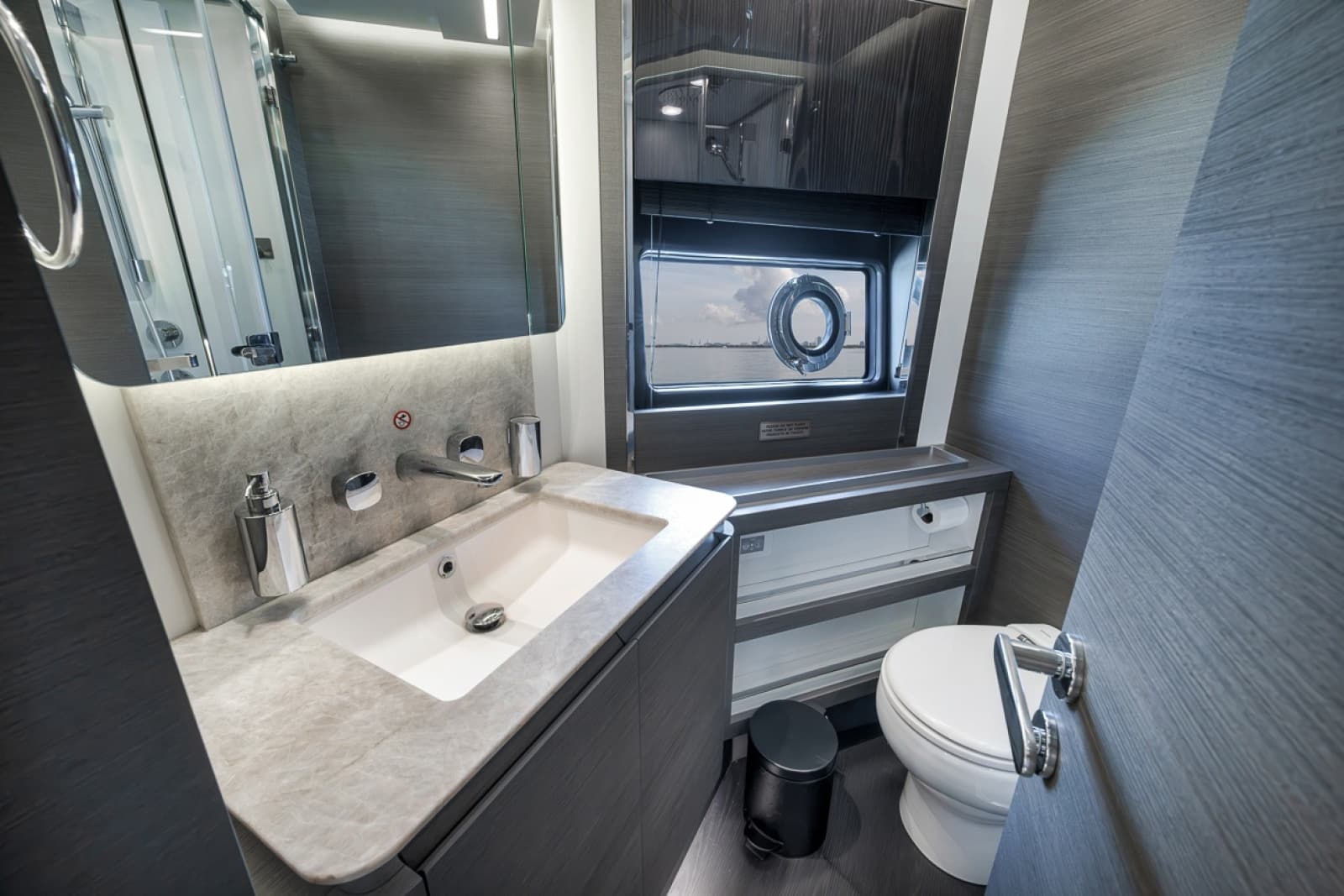 2024 Azimut S8 - Photo 40