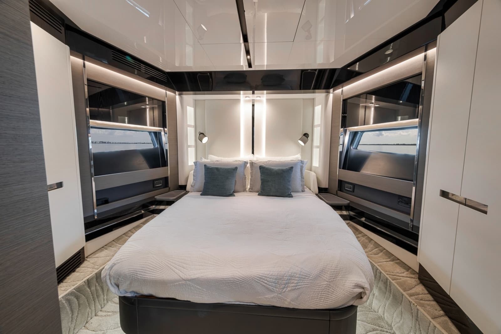 2024 Azimut S8 - Photo 37