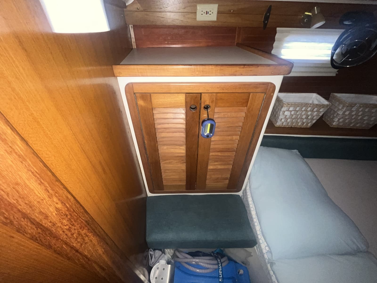 1999 Catalina 42 MKII - Photo 72