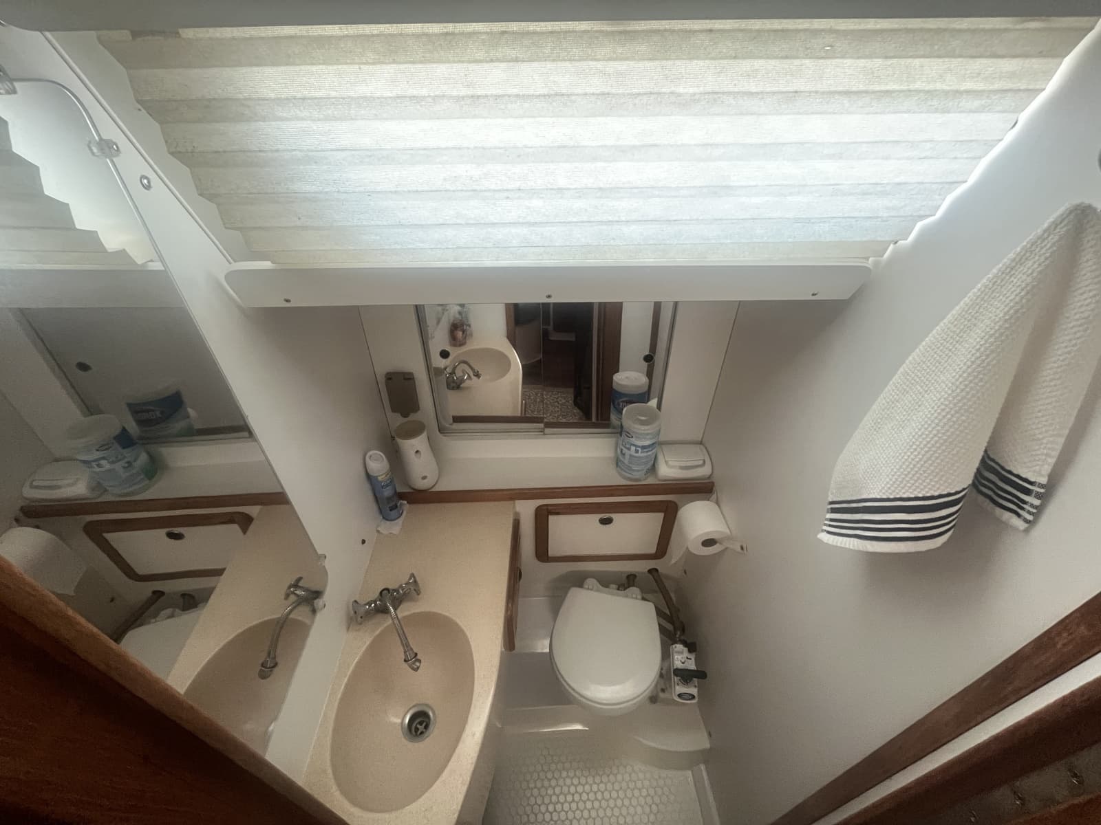 1999 Catalina 42 MKII - Photo 68