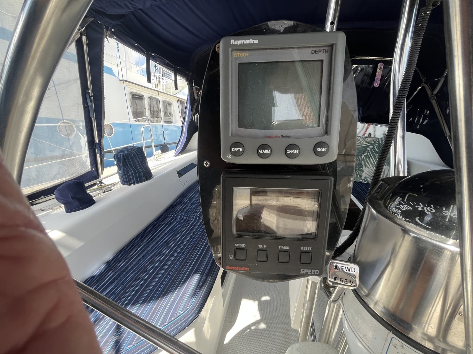 1999 Catalina 42 MKII - Photo 18