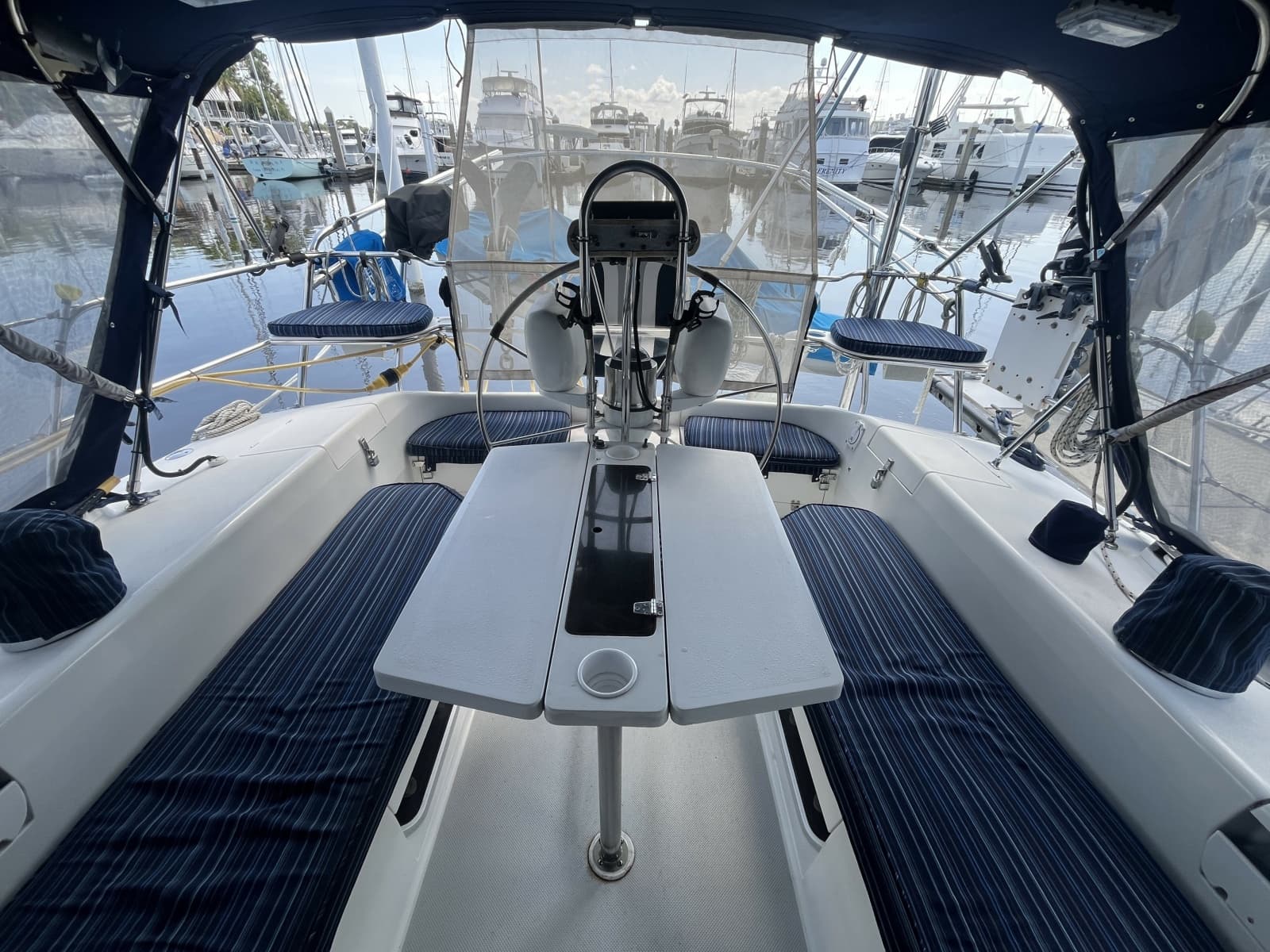 1999 Catalina 42 MKII - Photo 15