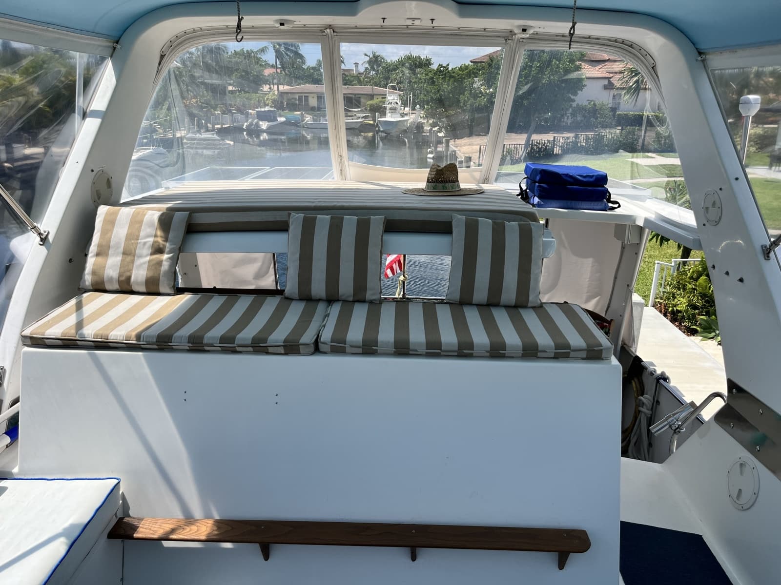 1987 Symbol 44 Sun Deck MK II - Photo 30