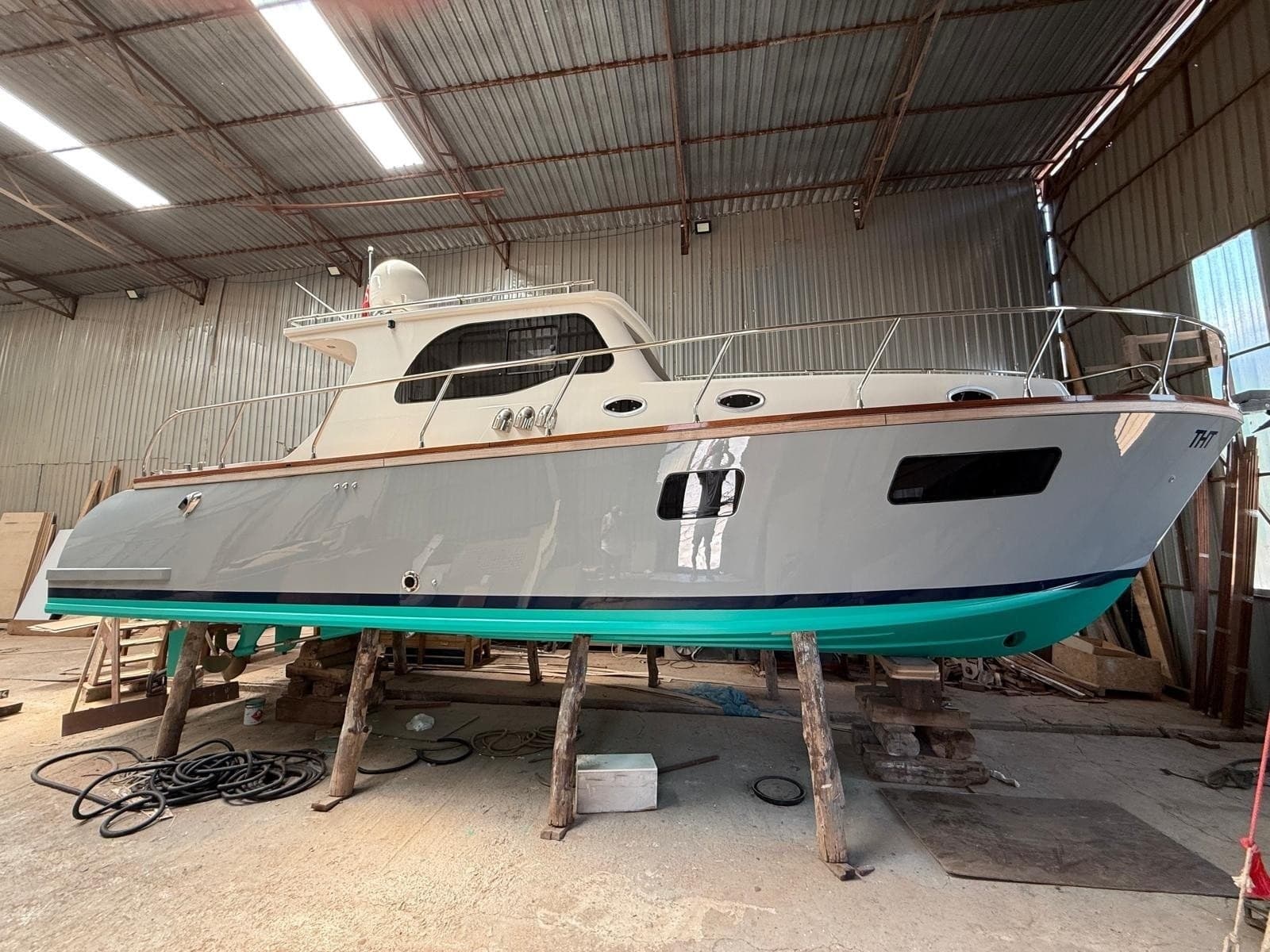 2024 Custom 37 - Photo 7