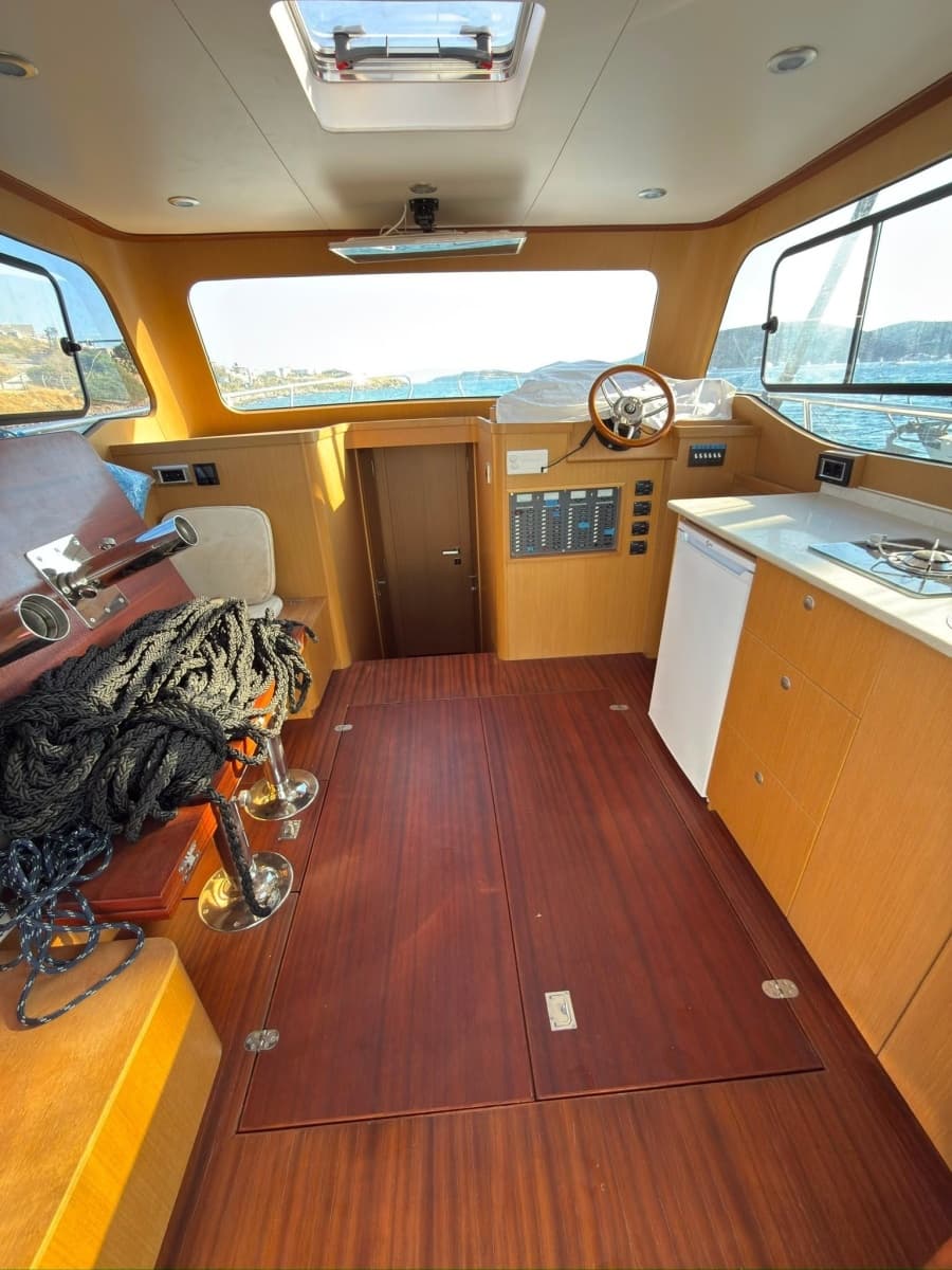 2024 Custom 37 - Photo 29