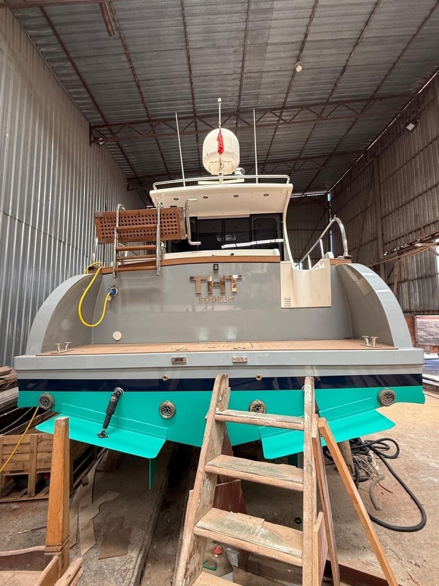 2024 Custom 37 - Photo 15