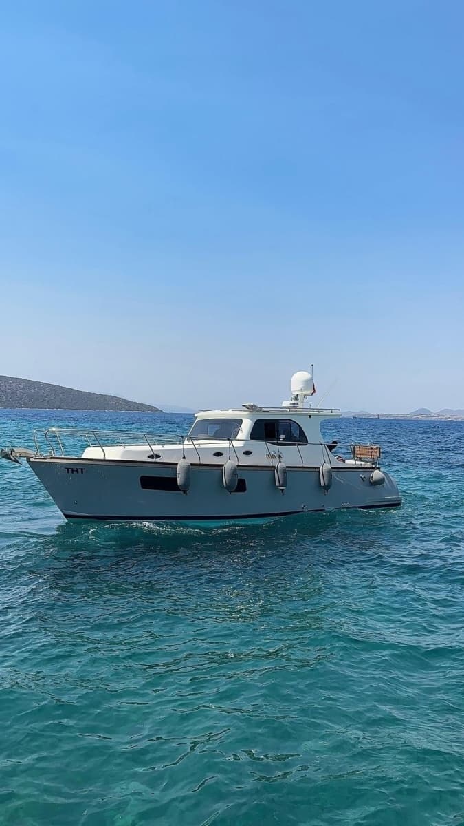 2024 Custom 37 - Photo 8