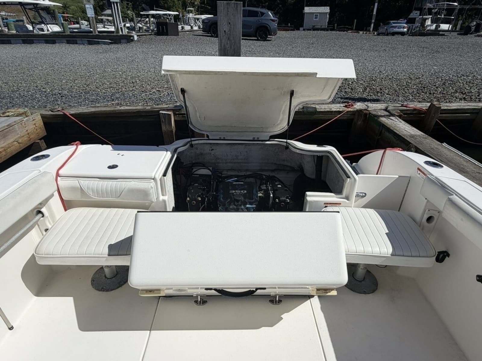 2008 Seaswirl Striper 2301 Walkaround I/O - Photo 8