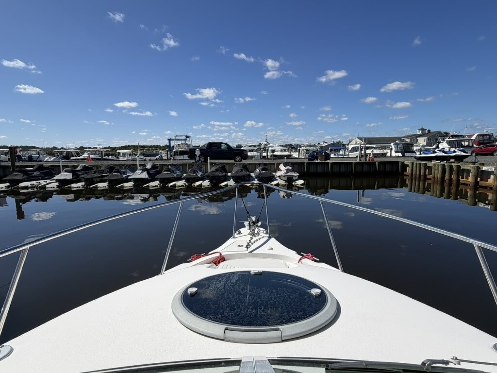 2008 Seaswirl Striper 2301 Walkaround I/O - Photo 16