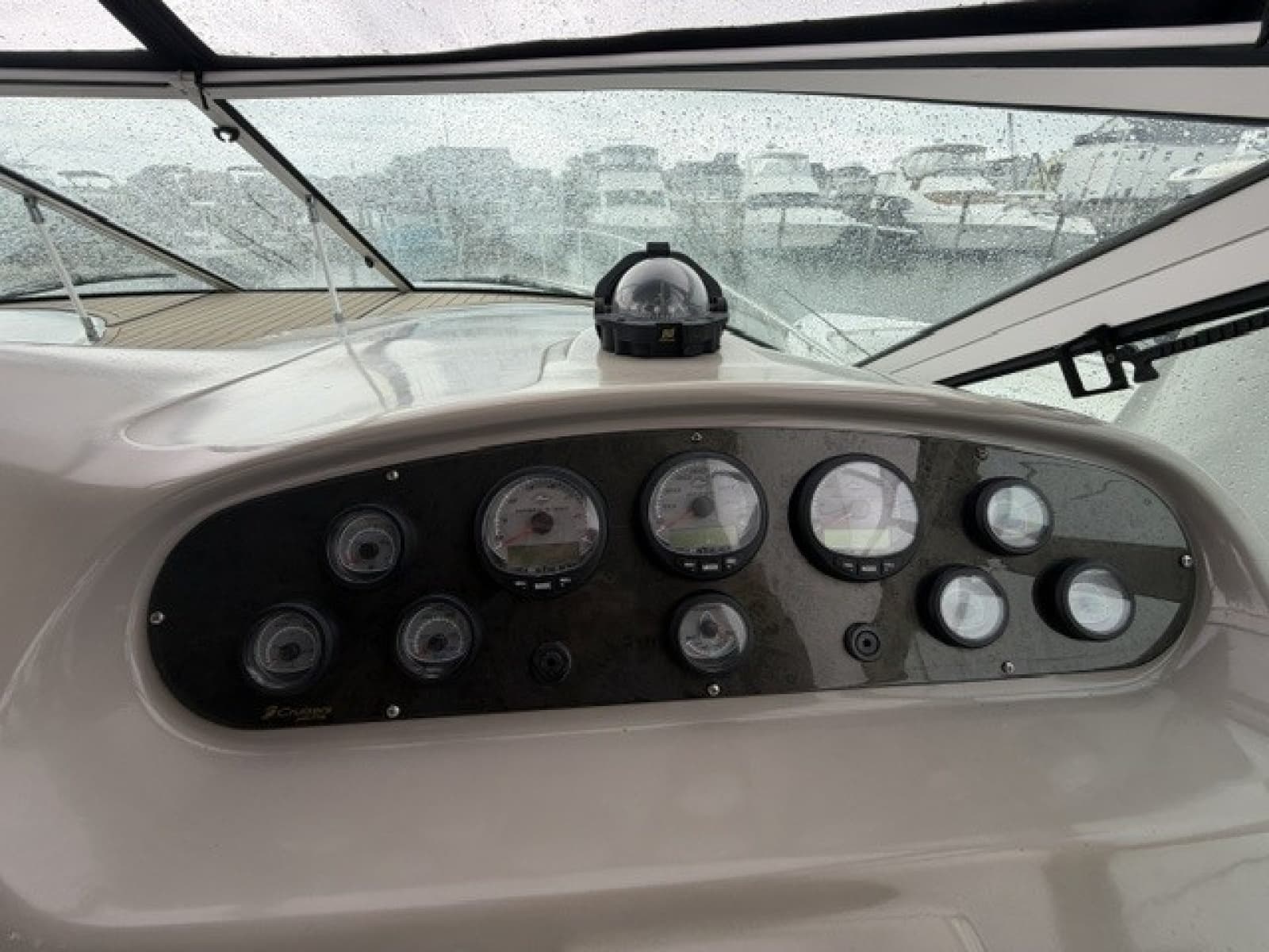 2004 Cruisers 370 - Photo 41