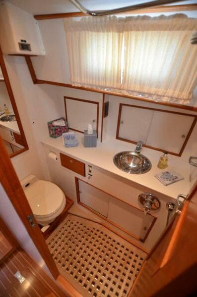 2000 Grand Banks Eastbay HX - Photo 40
