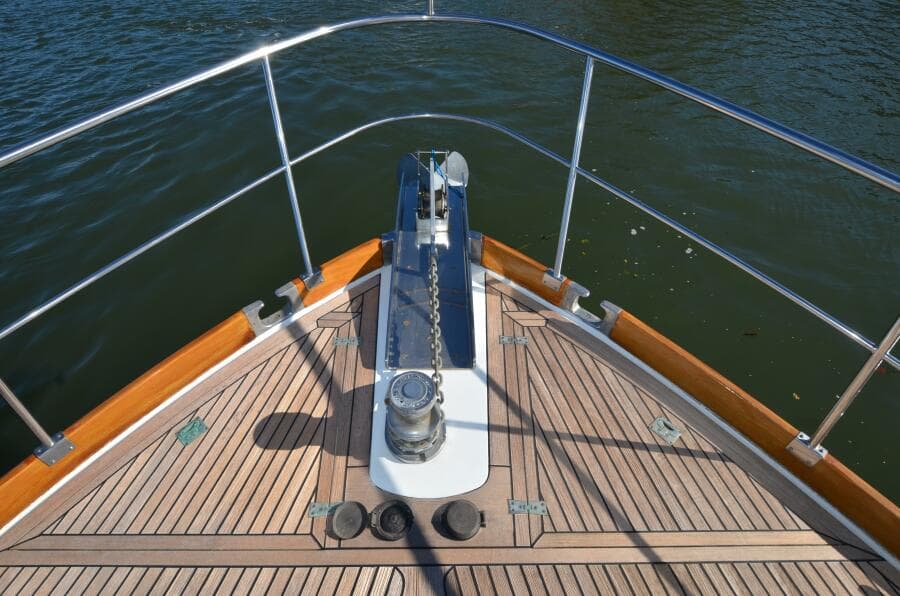 2000 Grand Banks Eastbay HX - Photo 10