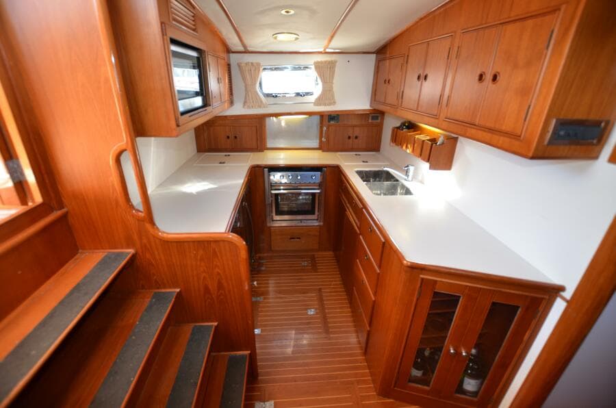 2000 Grand Banks Eastbay HX - Photo 27