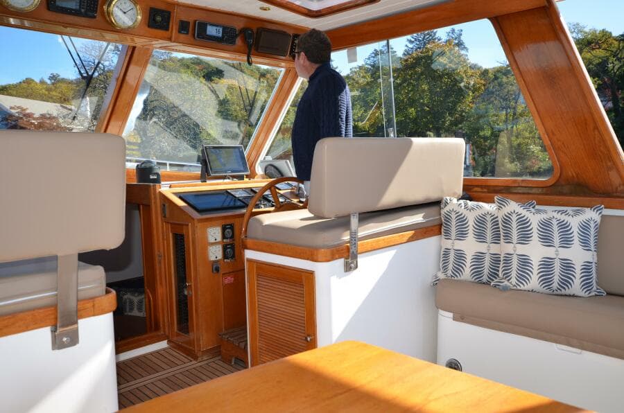 2000 Grand Banks Eastbay HX - Photo 24