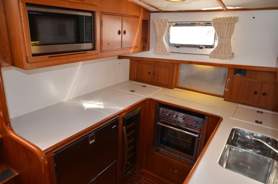 2000 Grand Banks Eastbay HX - Photo 29