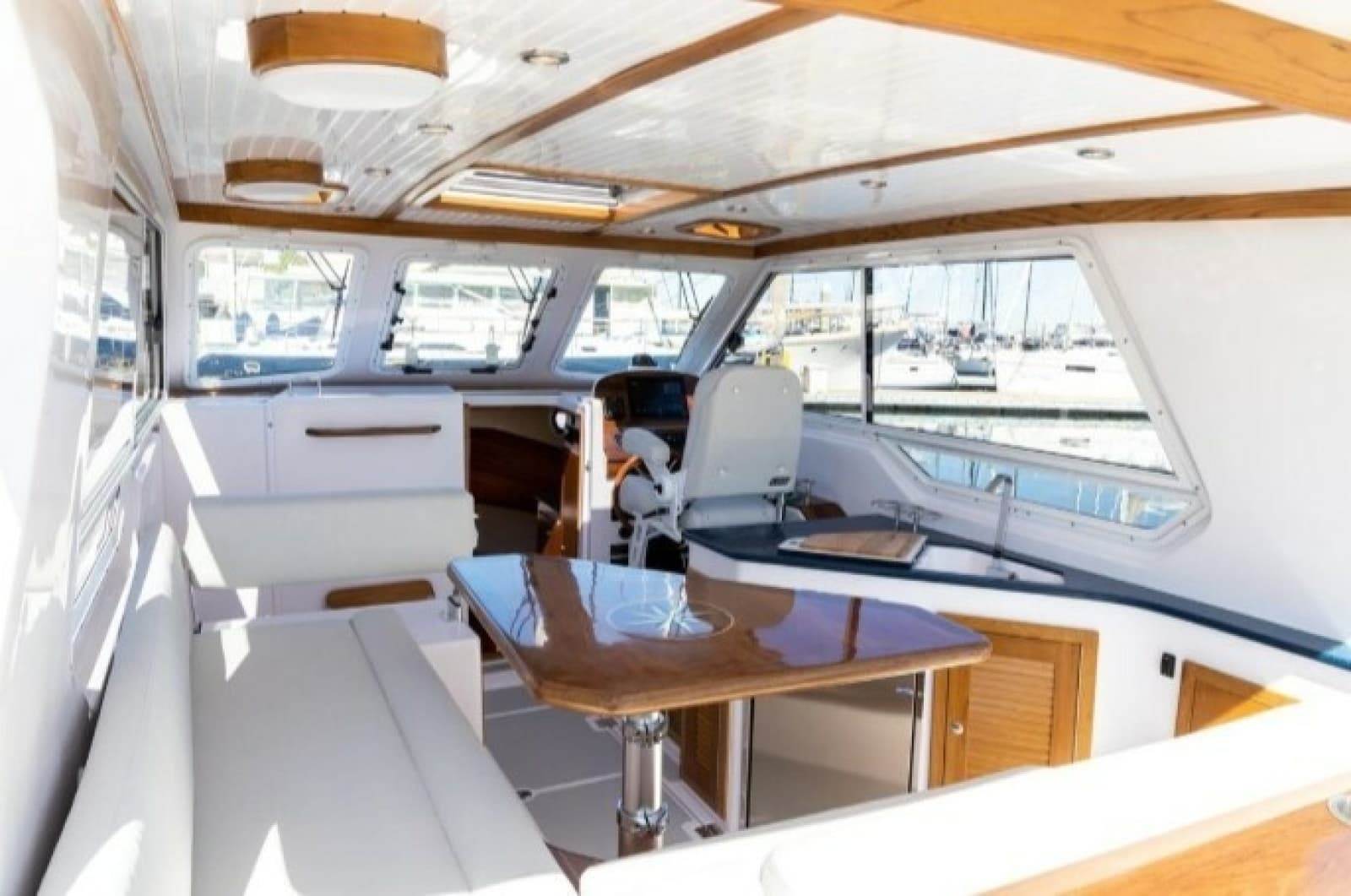 2020 Catalina  - Photo 16