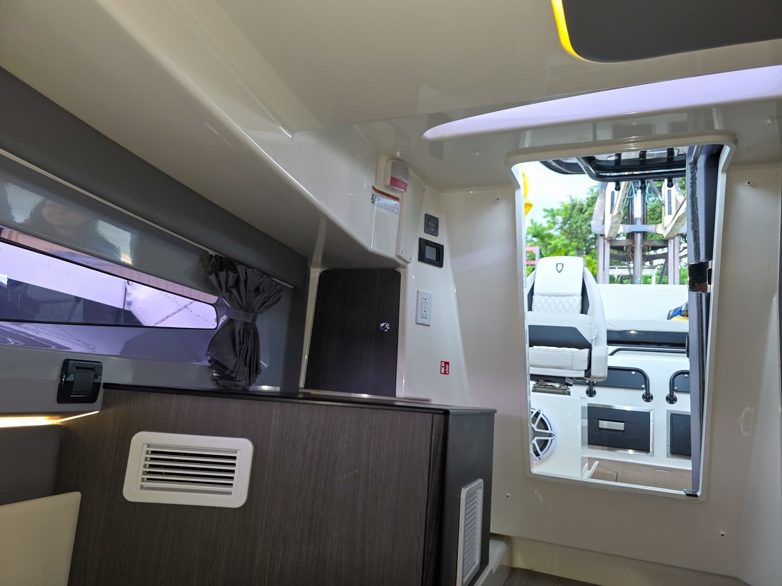 2025 Navan S30 - Photo 18