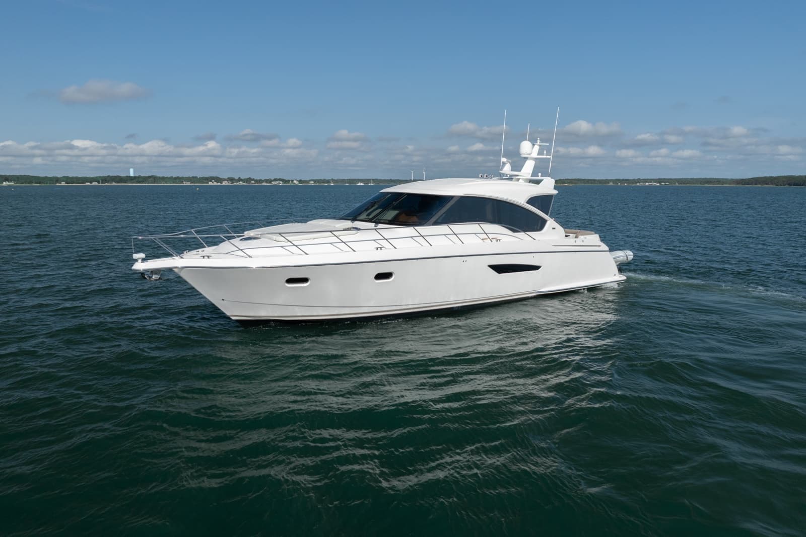 2009 Tiara Yachts 5800 Sovran - Photo 2