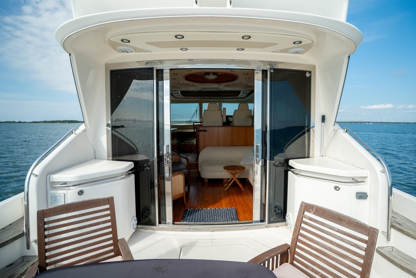 2009 Tiara Yachts 5800 Sovran - Photo 11