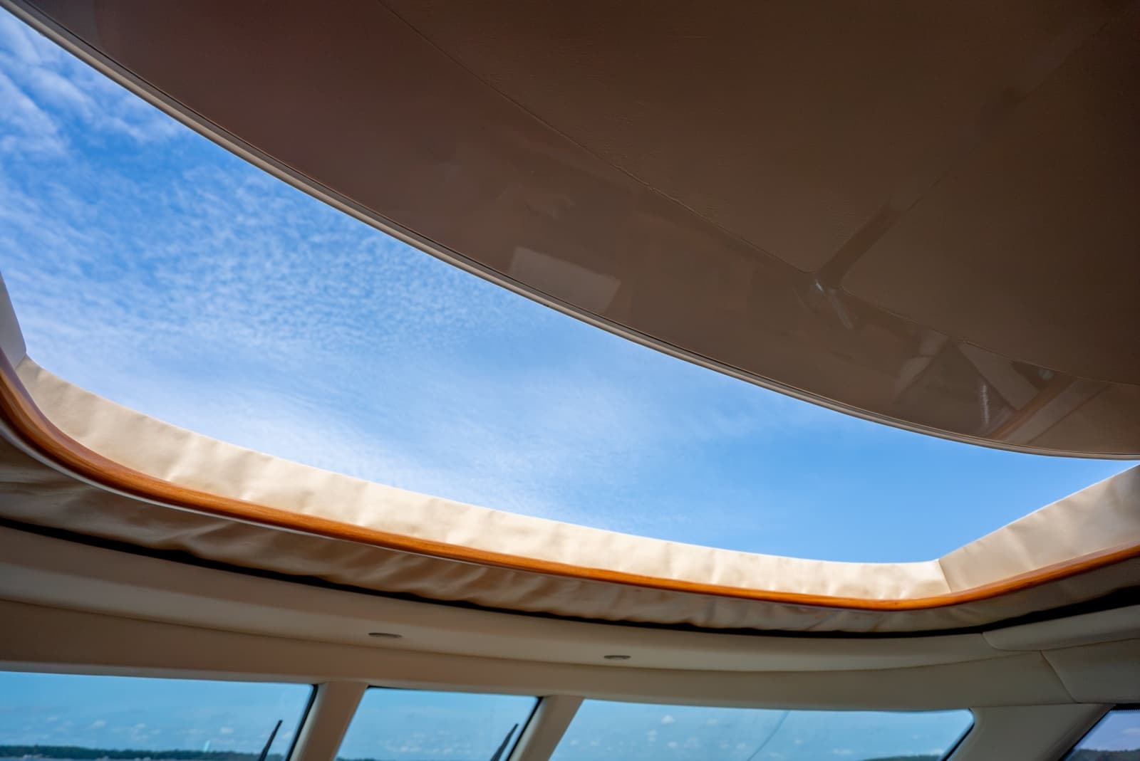 2009 Tiara Yachts 5800 Sovran - Photo 19