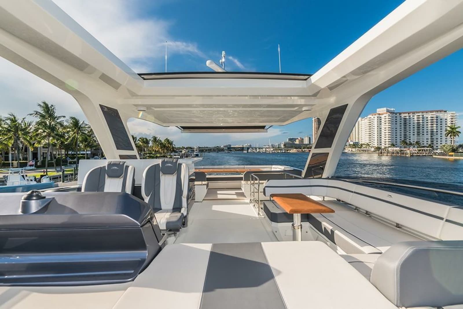 2025 Galeon 680 FLY - Photo 31