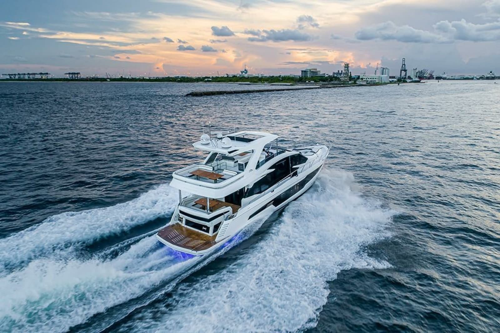 2025 Galeon 680 FLY - Photo 14