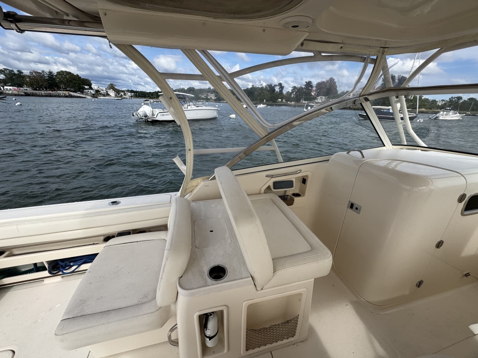 2017 Grady-White Freedom 307 - Photo 9
