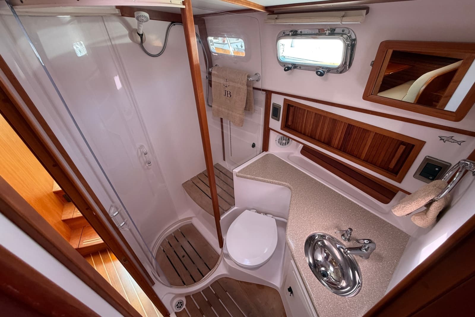 2011 Sabre 40 Sedan - Photo 61