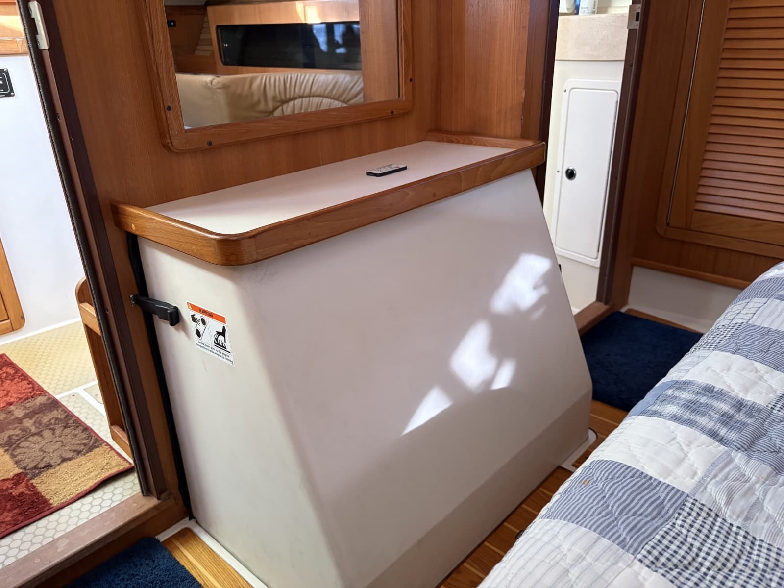 2001 Catalina 380 - Photo 73