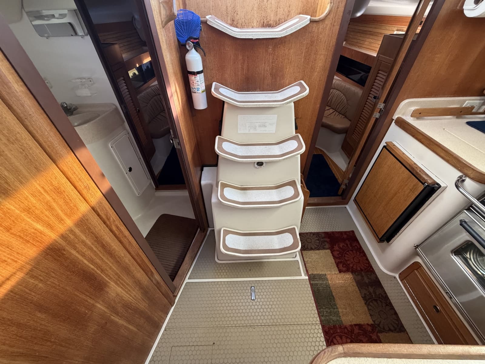 2001 Catalina 380 - Photo 54