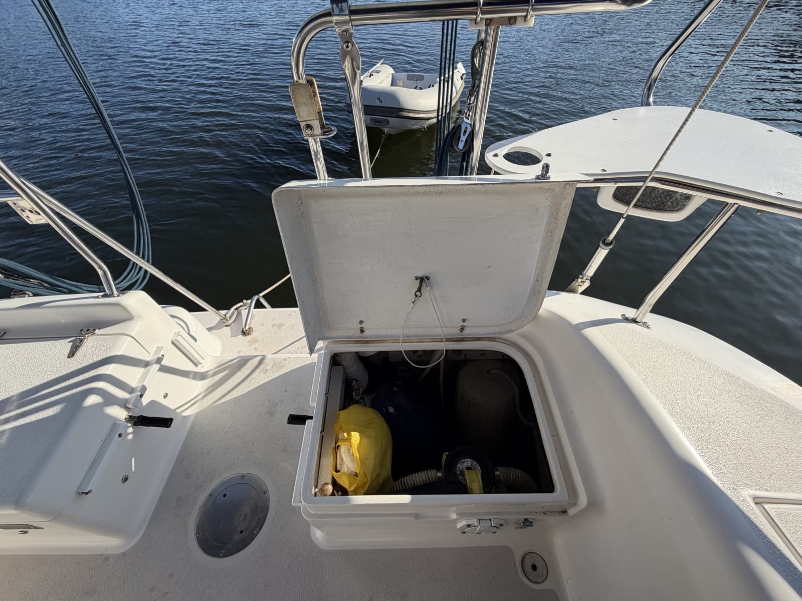2001 Catalina 380 - Photo 81