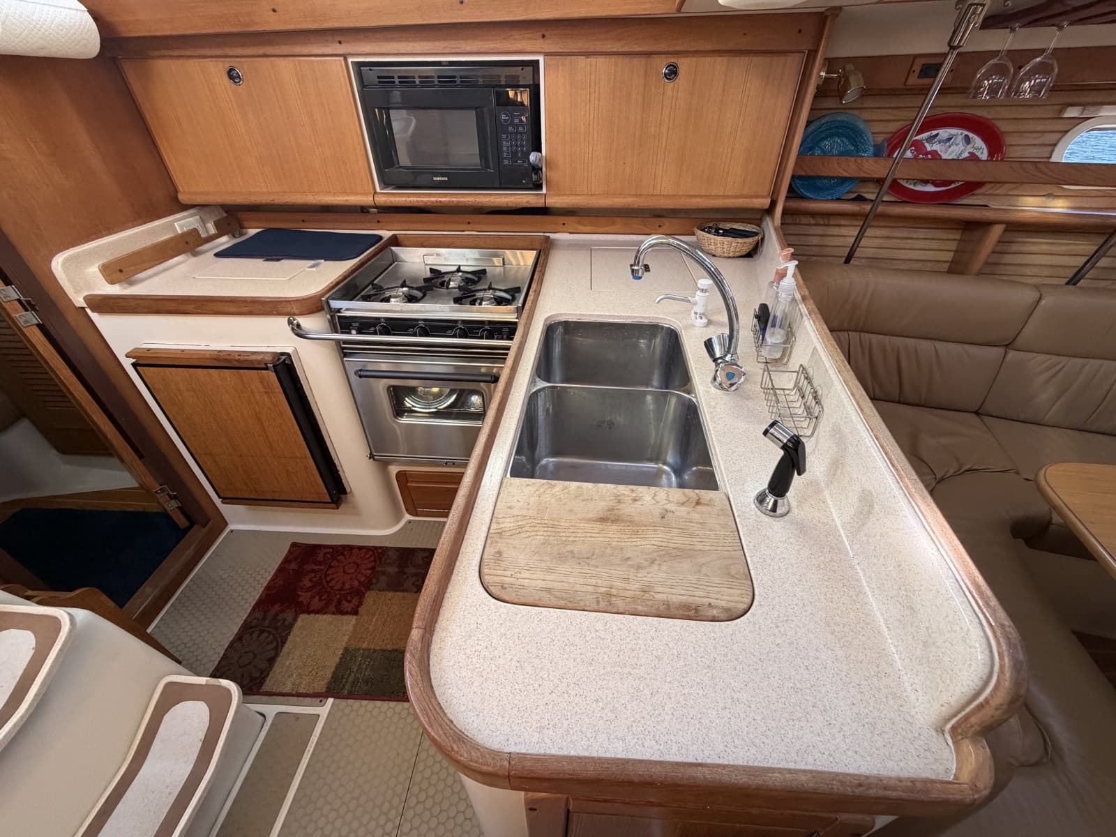 2001 Catalina 380 - Photo 37