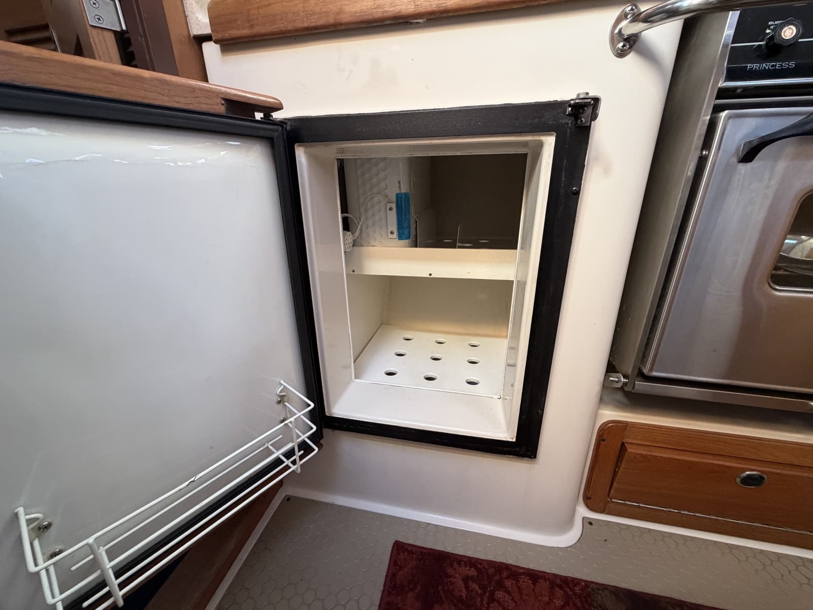 2001 Catalina 380 - Photo 41