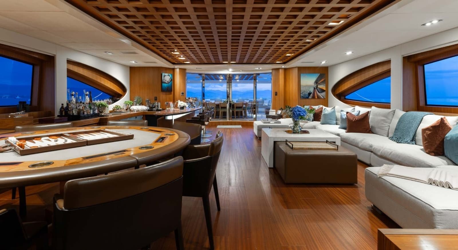 2012 Trinity Yachts Tri-Deck - Photo 31