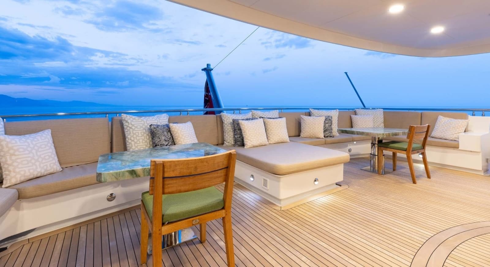 2012 Trinity Yachts Tri-Deck - Photo 43