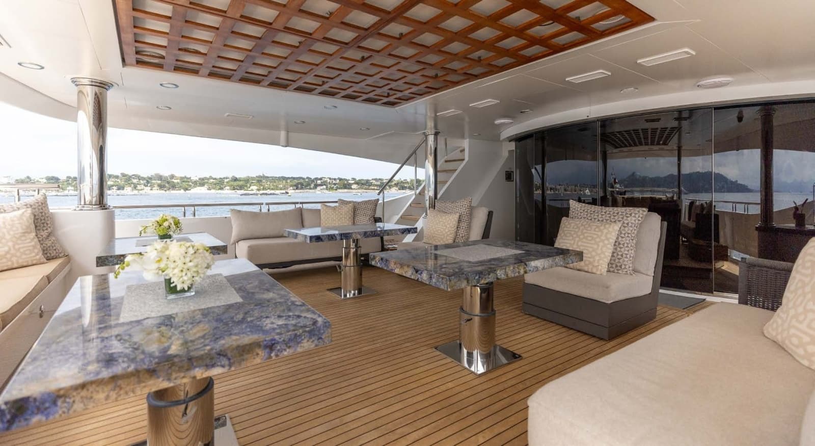 2012 Trinity Yachts Tri-Deck - Photo 9