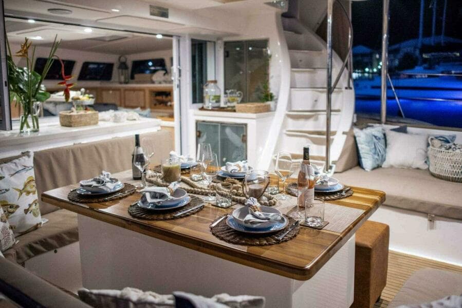 2023 Royal Cape Catamarans 570 Flybridge - Photo 16