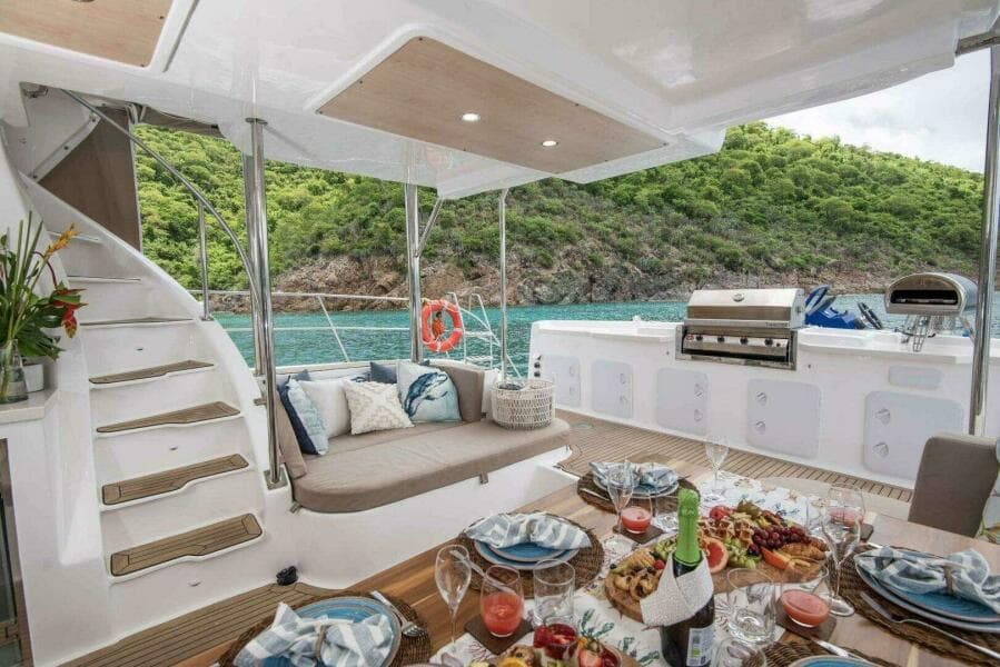 2023 Royal Cape Catamarans 570 Flybridge - Photo 8