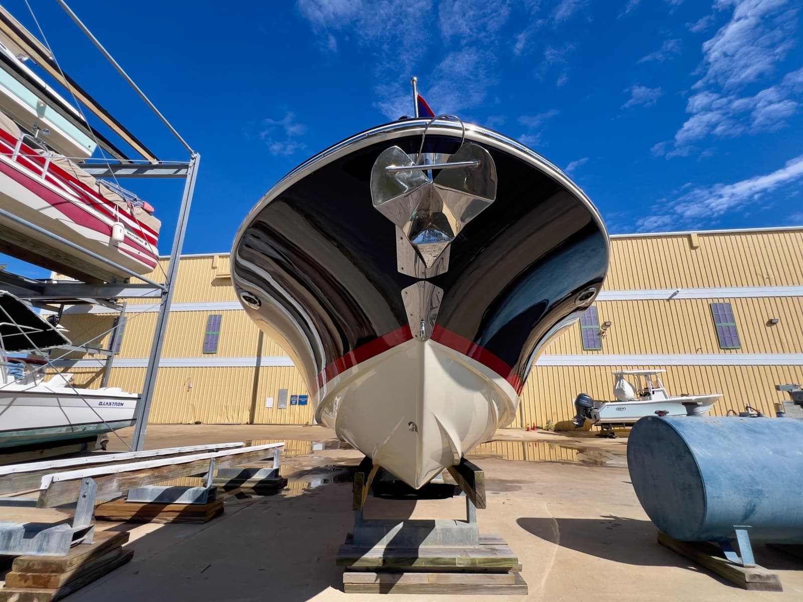 2020 Chris-Craft Launch 27 - Photo 11