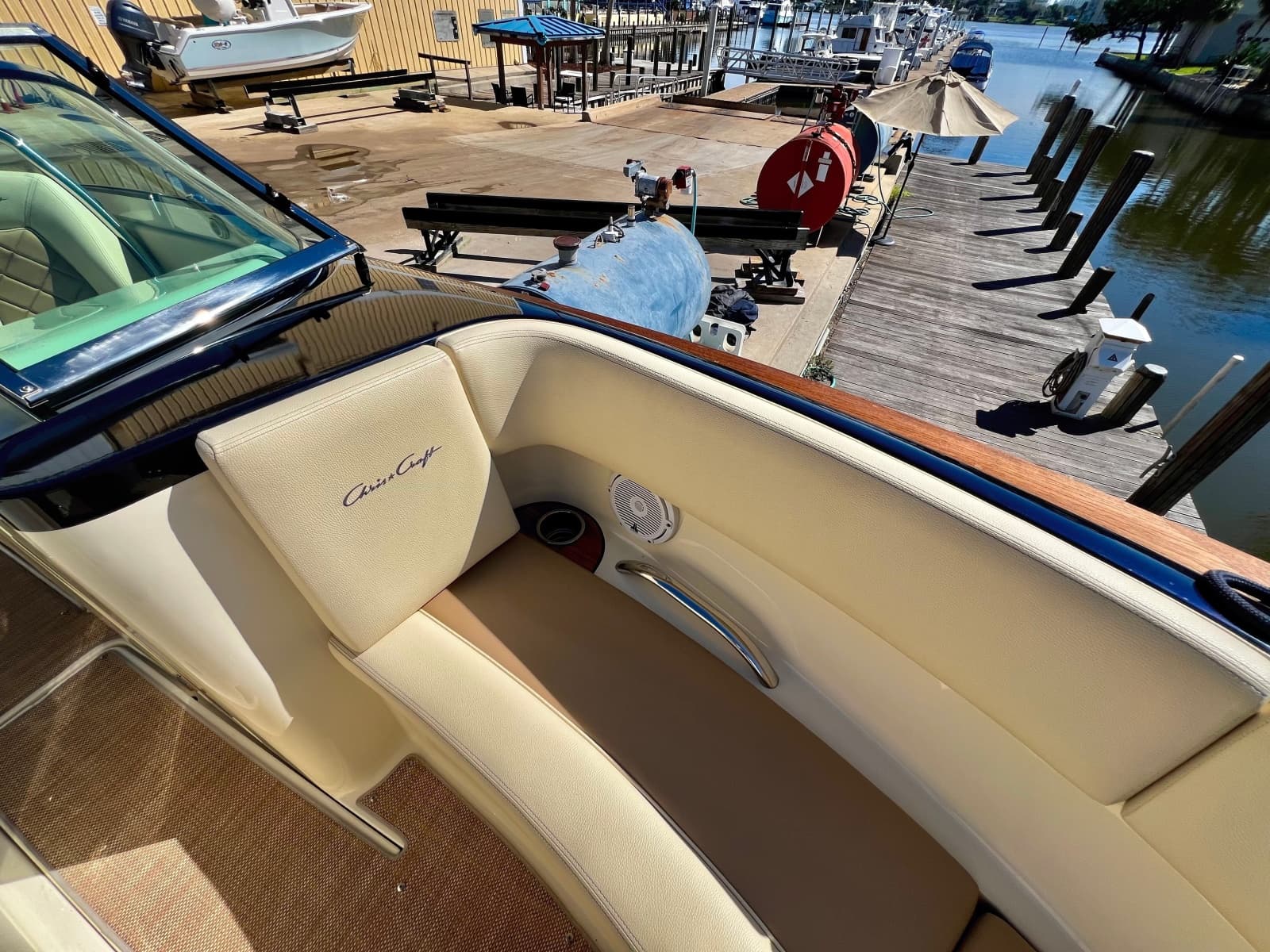 2020 Chris-Craft Launch 27 - Photo 52