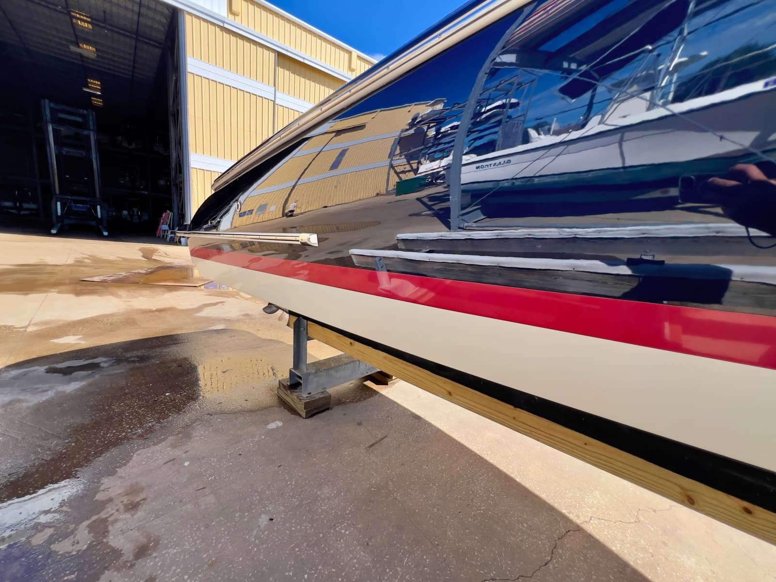 2020 Chris-Craft Launch 27 - Photo 27