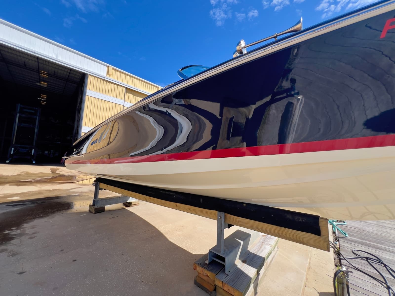 2020 Chris-Craft Launch 27 - Photo 26
