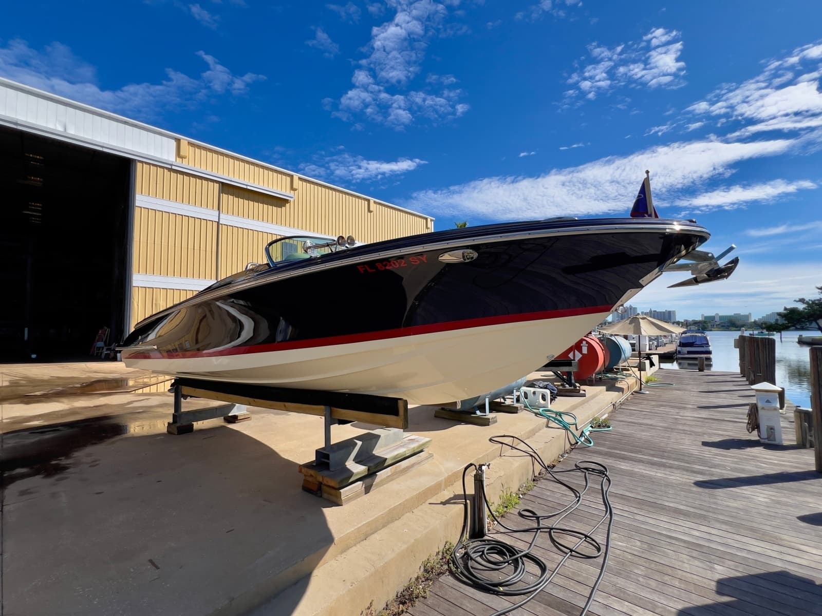 2020 Chris-Craft Launch 27 - Photo 10