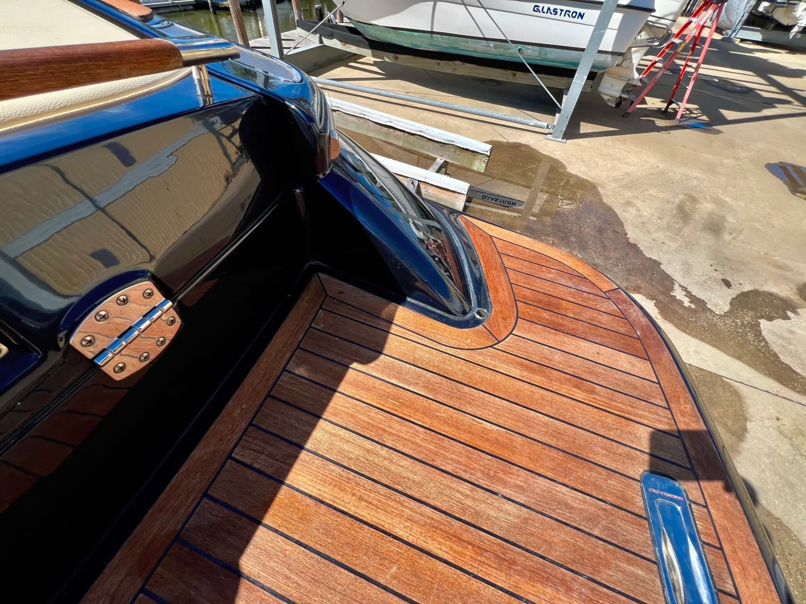 2020 Chris-Craft Launch 27 - Photo 88