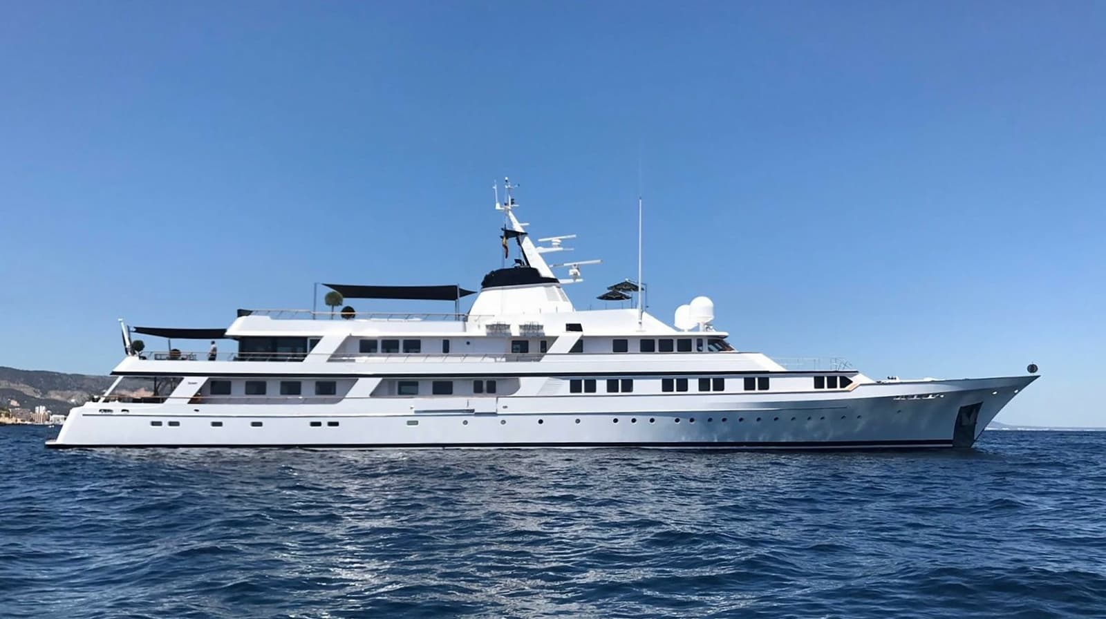 1979 Feadship  - Photo 1