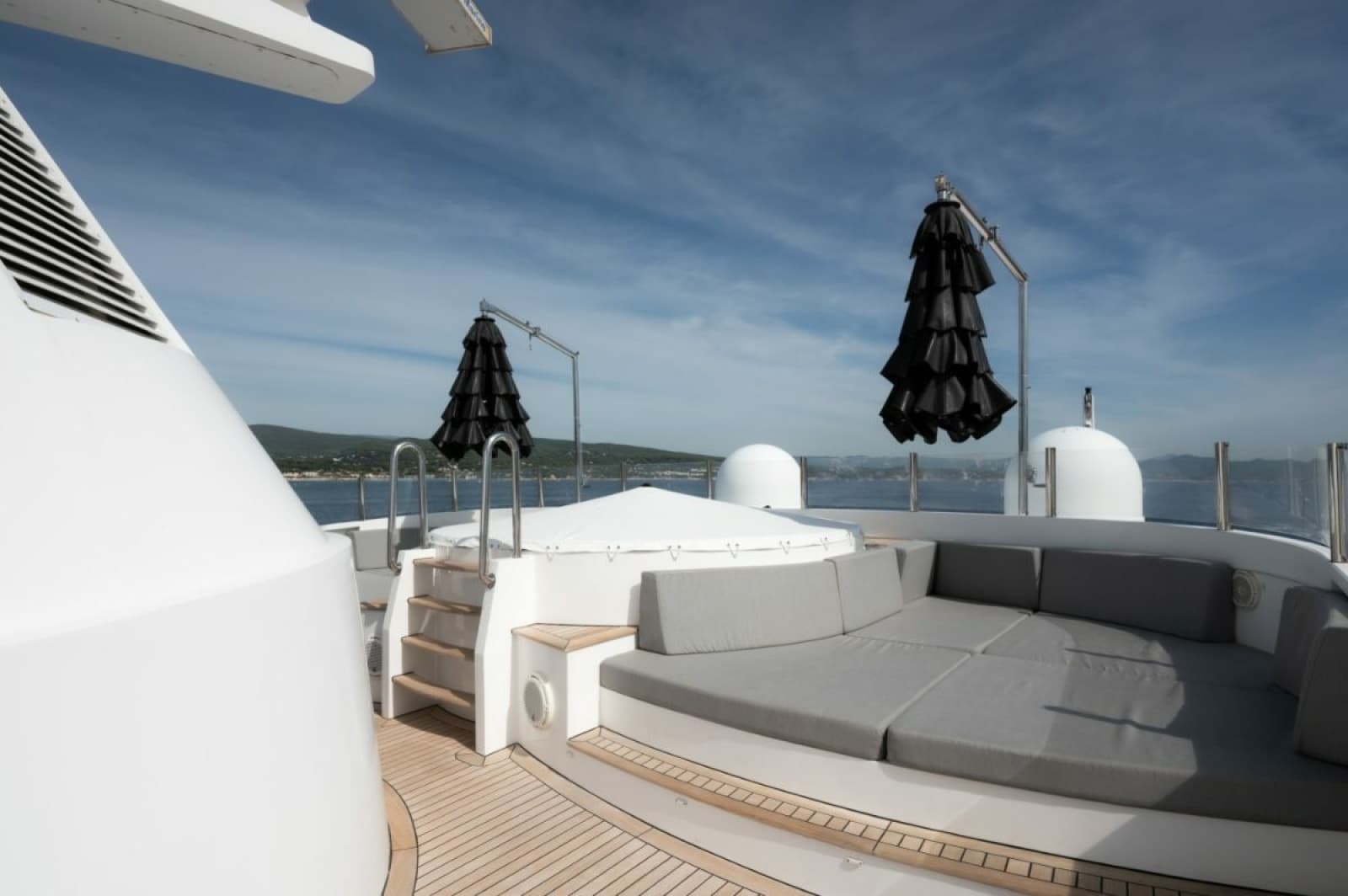 1979 Feadship  - Photo 35