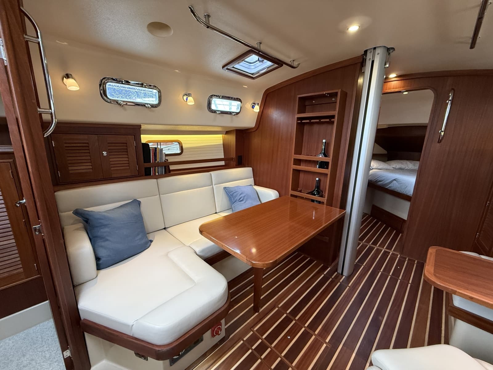 2025 Island Packet  - Photo 3