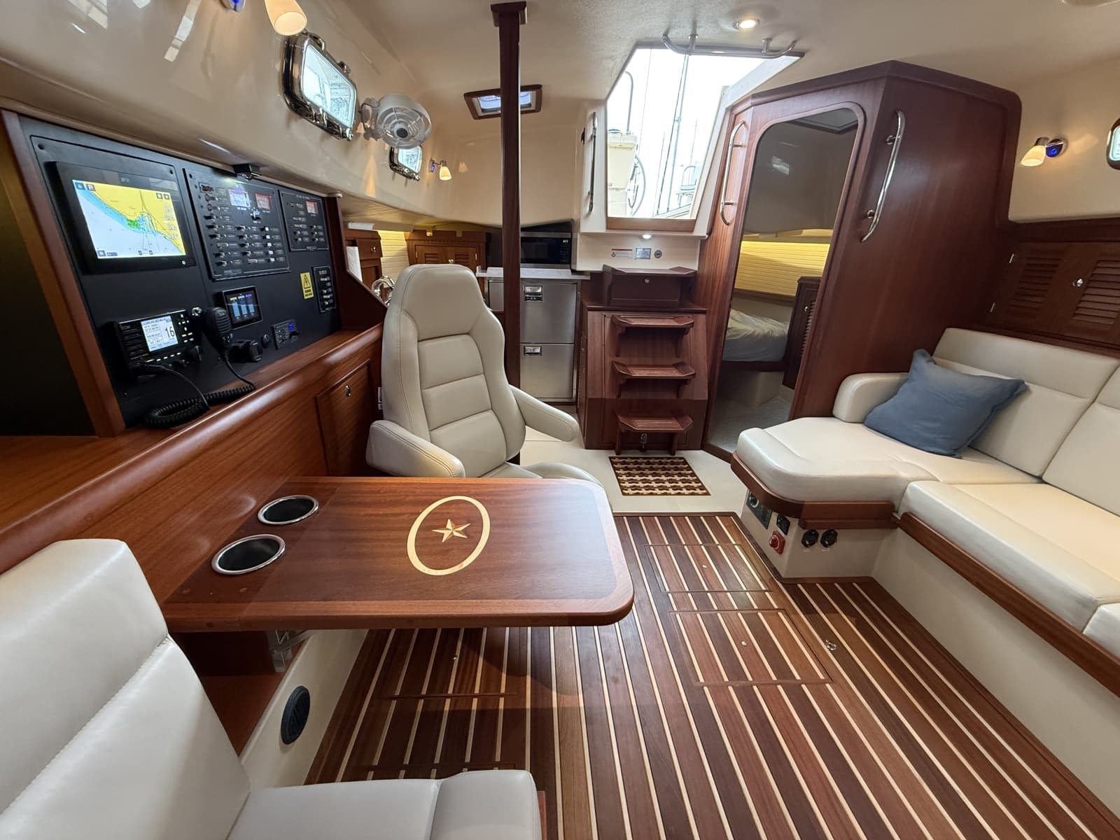 2025 Island Packet  - Photo 24