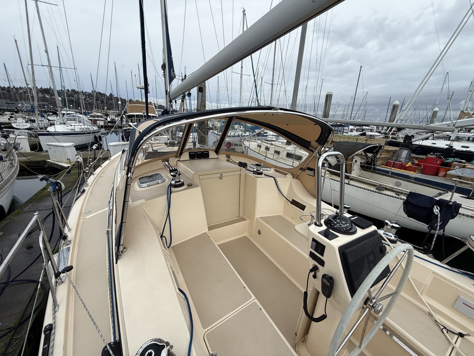 2025 Island Packet  - Photo 18
