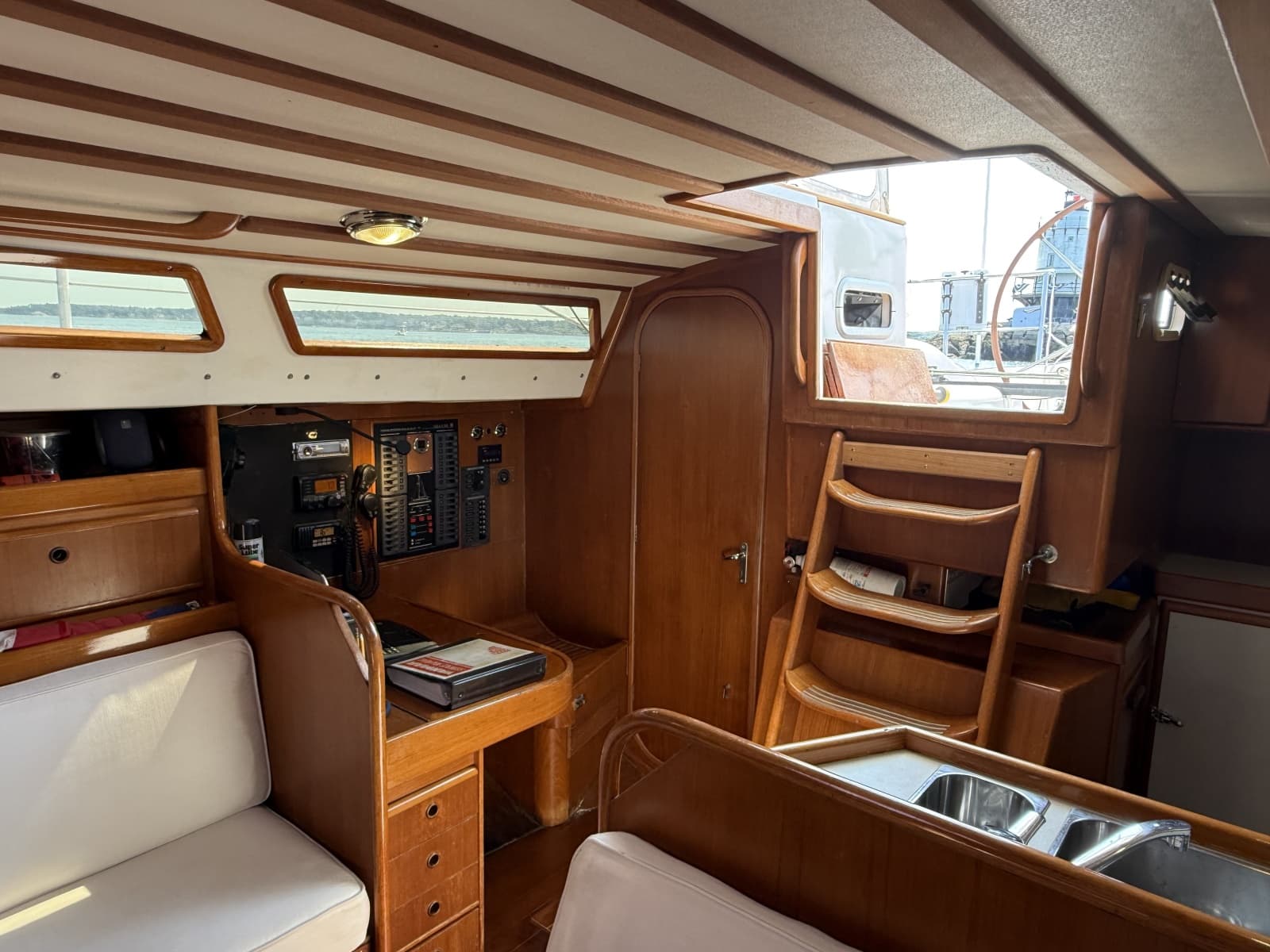 1988 Belliure 41 - Photo 23